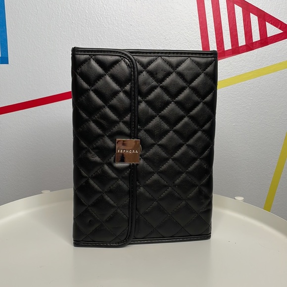 Sephora Quilted Brush Carrying Case - Picture 1 of 4